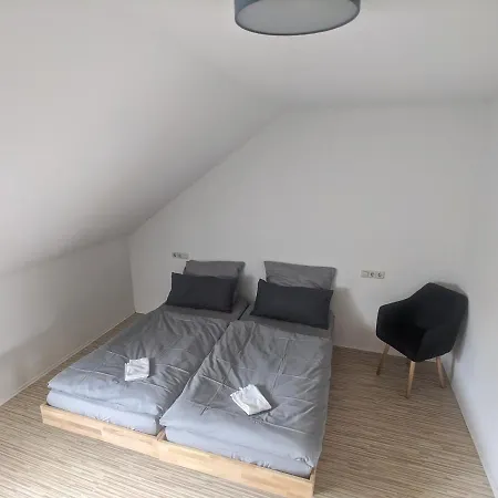 Ueber Den Daechern Von Kirchheim, Modernes Apartment Kirchheim unter Teck Extérieur photo