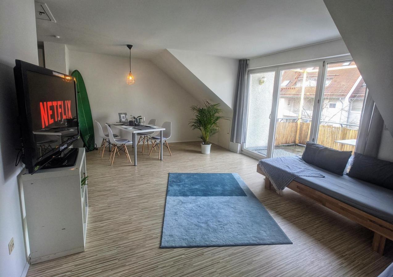 Ueber Den Daechern Von Kirchheim, Modernes Appartement Kirchheim unter Teck